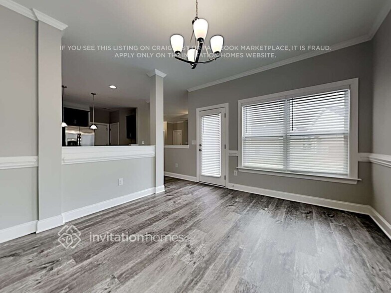 Building Photo - 1088 Lakemont Dr