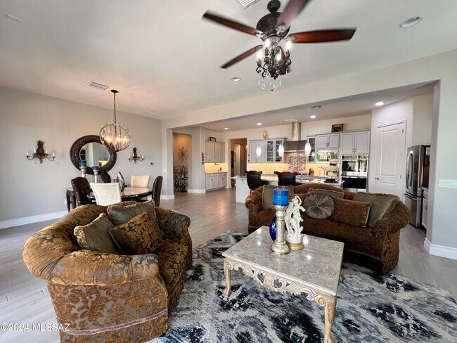 Building Photo - 13289 N Rainbow Cactus Ct