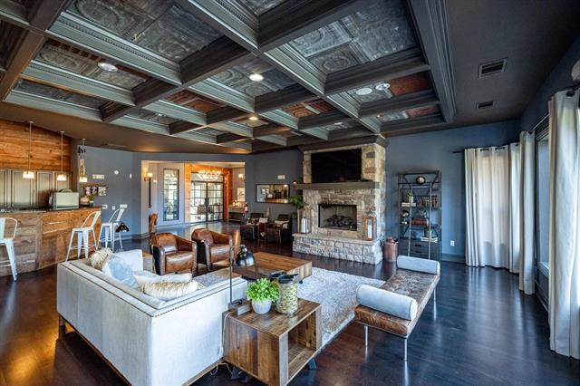 Building Photo - 9900 McNeil Dr