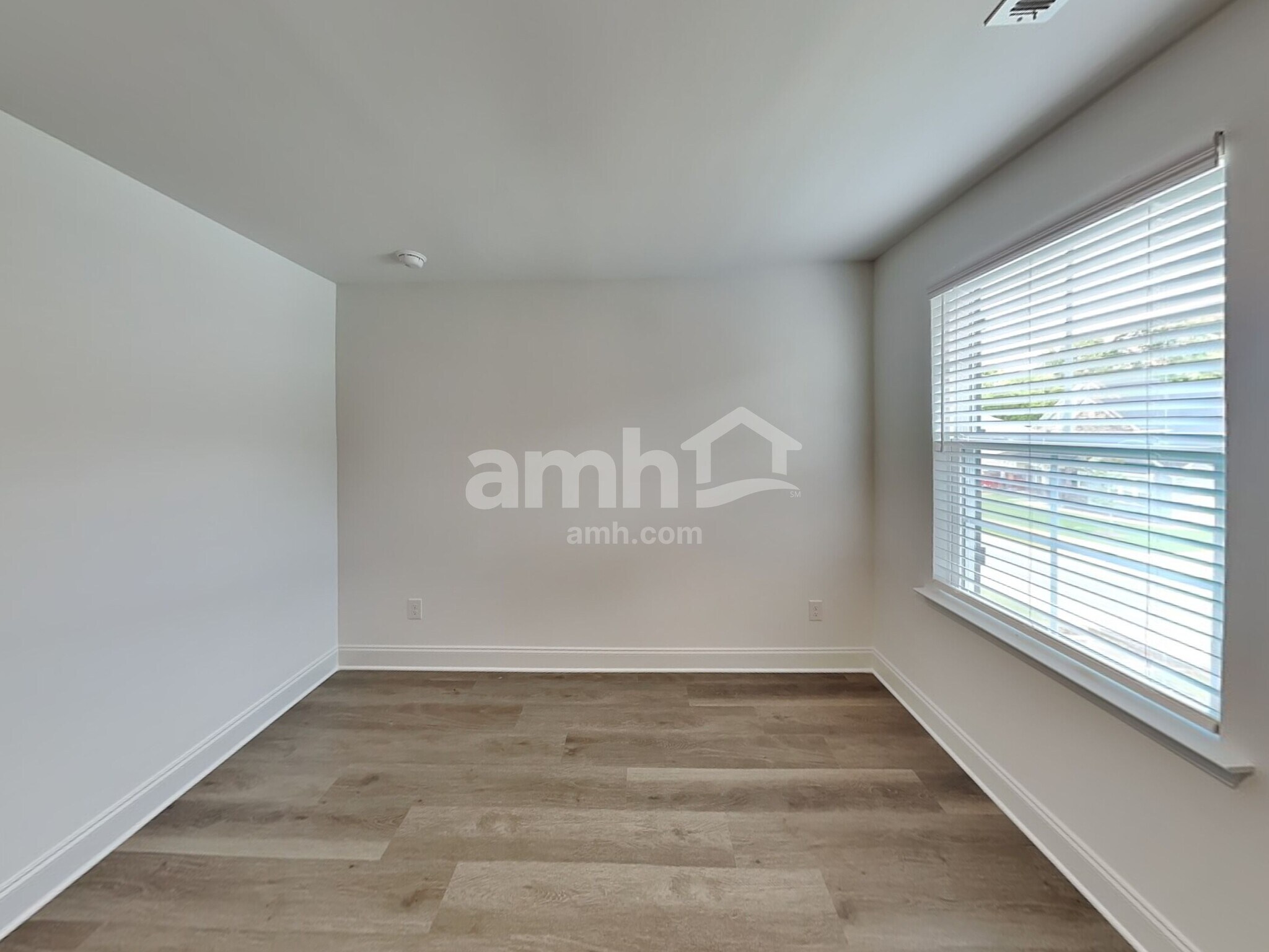 Building Photo - 229 Marin Dr