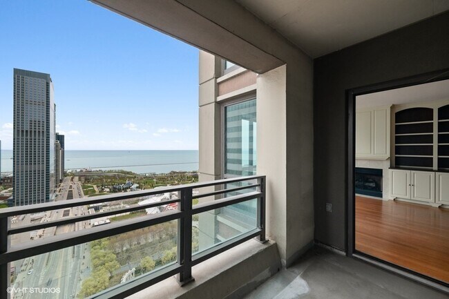 Building Photo - 130 N Garland Ct