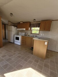 Building Photo - 2 bedroom 1 bathroom Mobile Home Lot rent ...