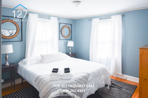 Building Photo - Spacious 4-Bedroom Residence in a Prime Location!