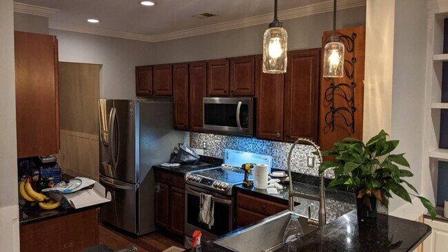 Building Photo - 1735 Brittlebush Ln