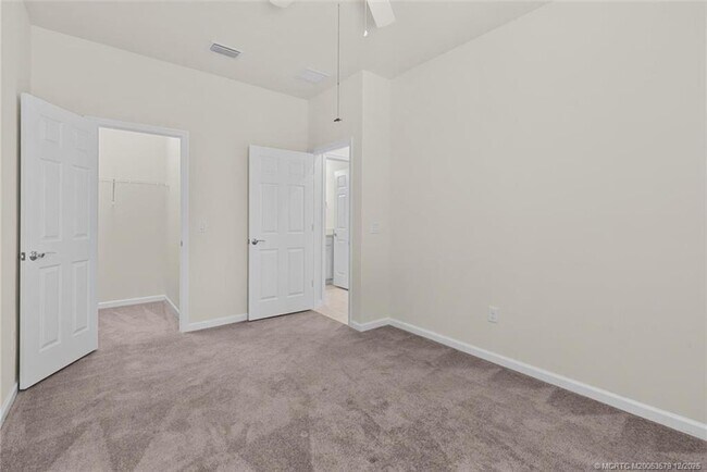 Building Photo - 4313 Beauty Leaf Cir