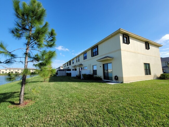 Building Photo - OOH-LA-LA ! Vero Beach Rentals. Vero Beach Rent, LLC and Property Management Company