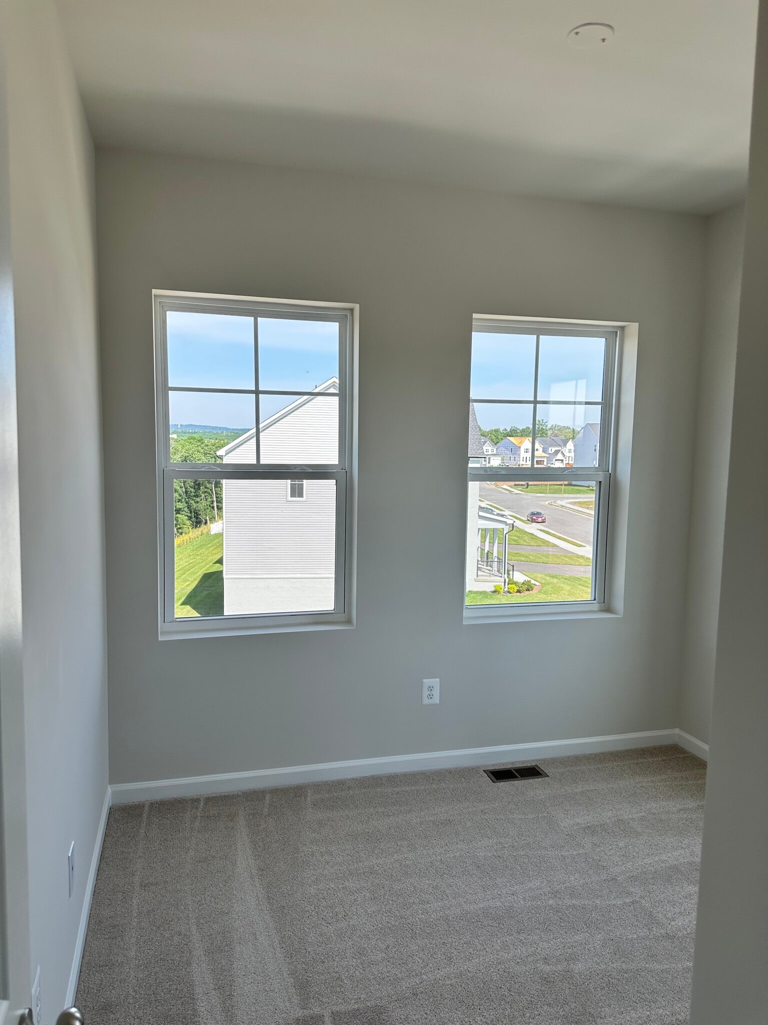 Building Photo - 108 Bamboo Shoot Ln