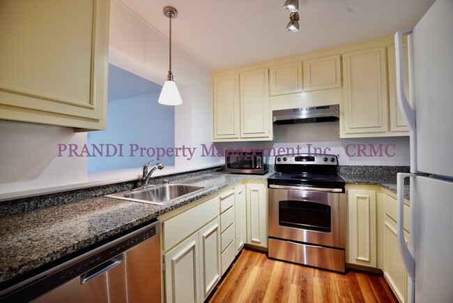 Building Photo - Spyglass Hill Condo Featuring Scenic Mt. T...