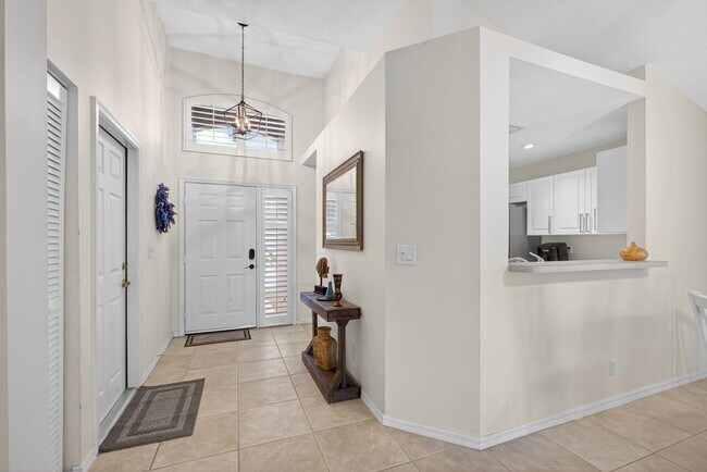 Building Photo - 5008 Elpine Way