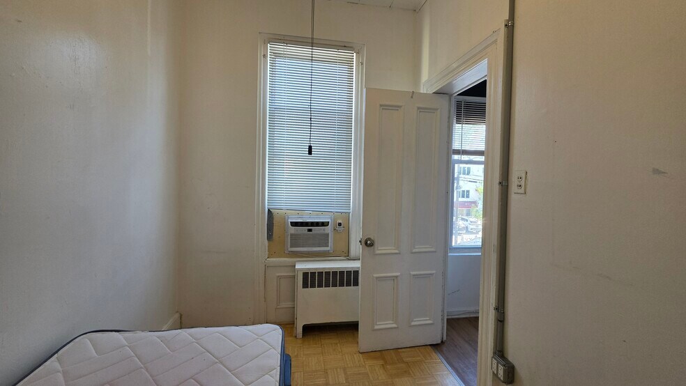Building Photo - 23 Sherman Pl