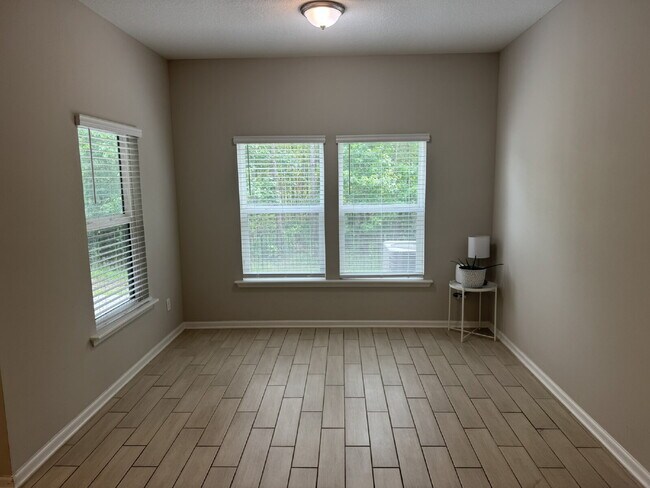 Building Photo - For Rent!!!!