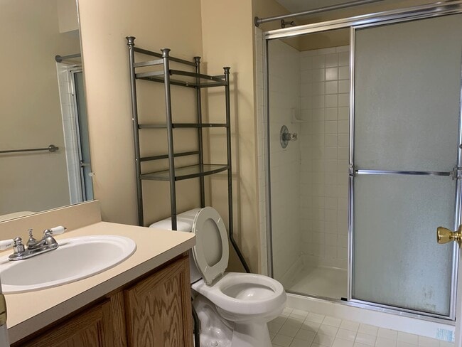 Building Photo - 2-Bedroom, 2-Bath Condo for Lease – Manors of Regency, Shelby Township