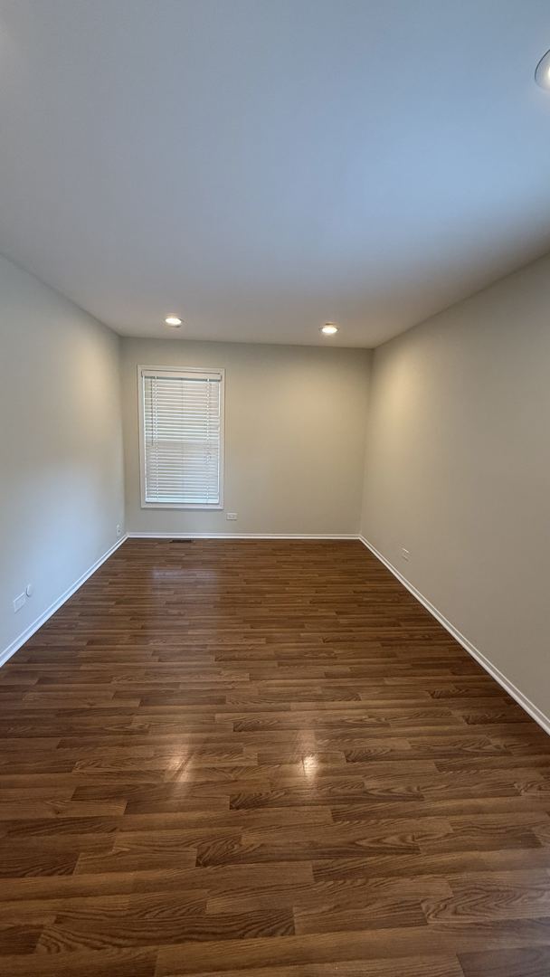Building Photo - 306 Russet Way