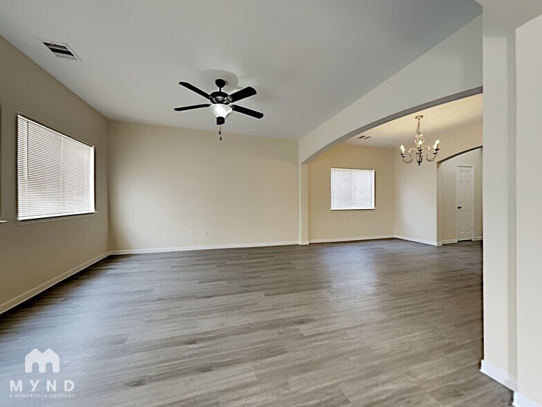 Building Photo - 21818 Grassy Hill Ln