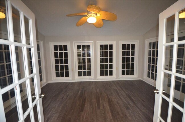 Building Photo - 5307 Sweetwind Ln