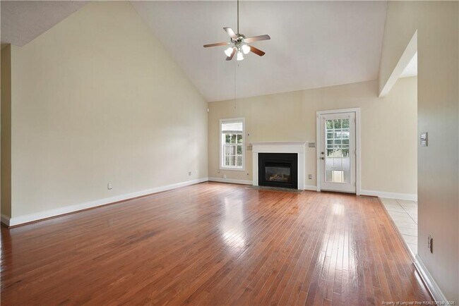 Building Photo - 2813 Franciscan Dr