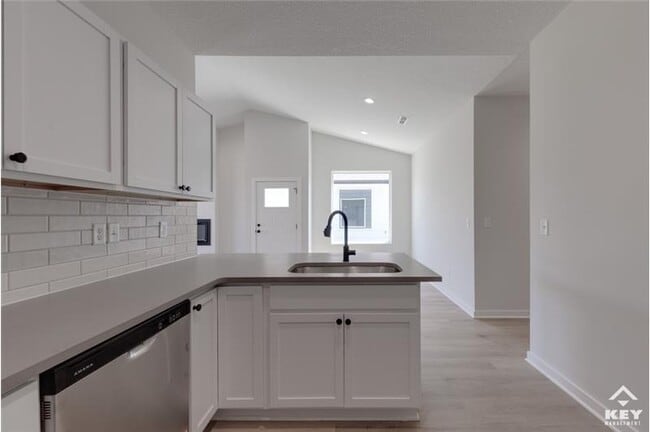Building Photo - 5458 N Briskbay Ct
