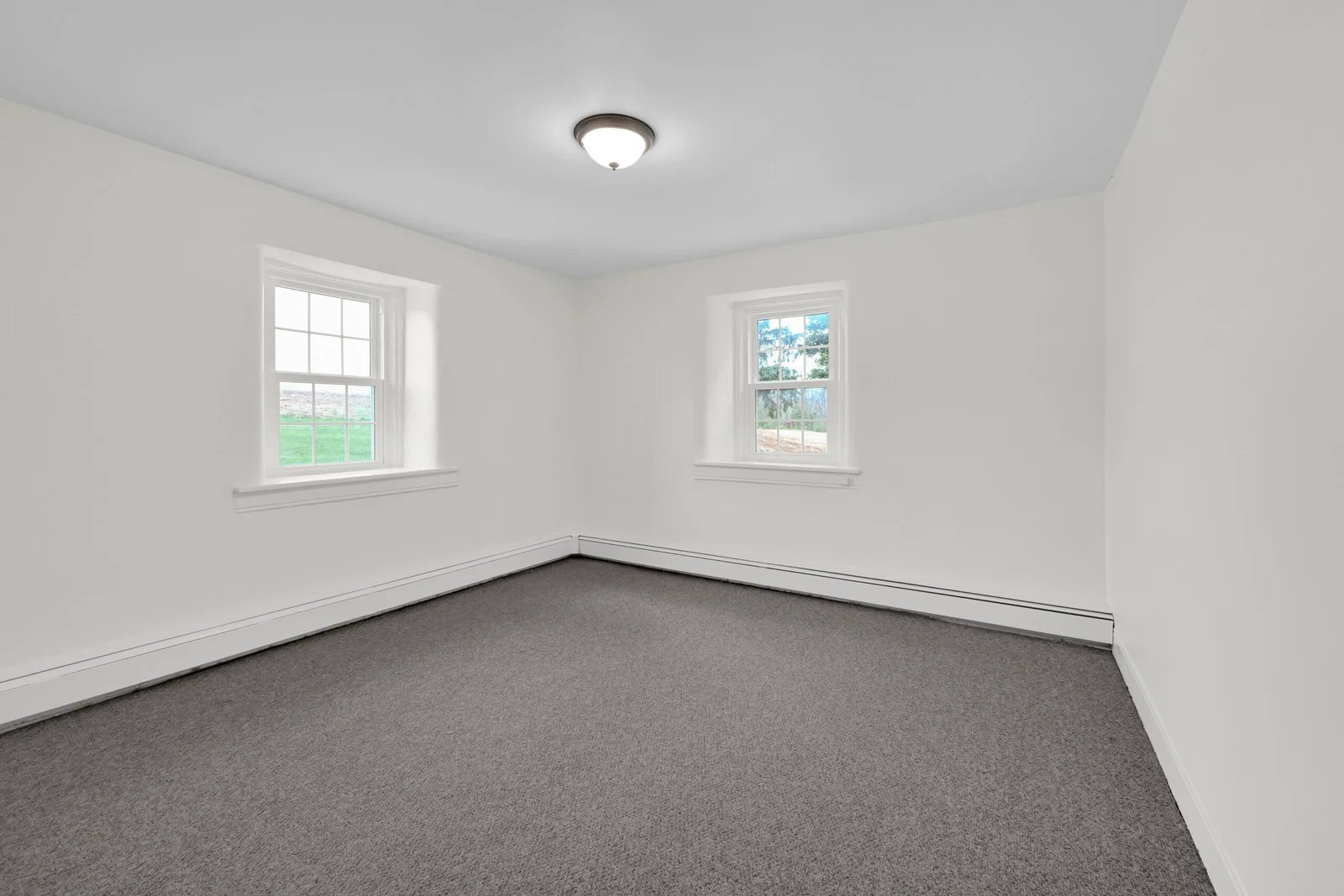 Building Photo - 705 Schaeffer Rd