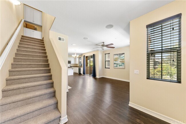 Building Photo - 1863 Hazel Ct