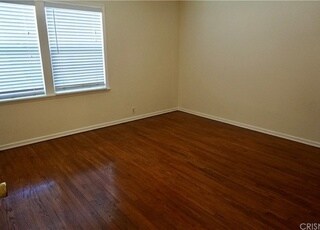 Building Photo - 4-3314 W 78th St