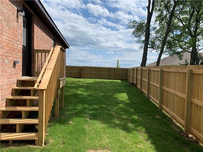 Building Photo - Netzel Properties, LLC - 601 (AN*)