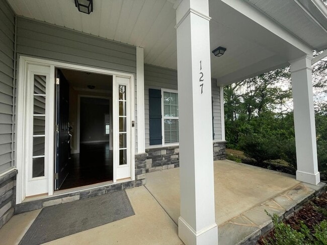 Building Photo - 127 Laporte Path