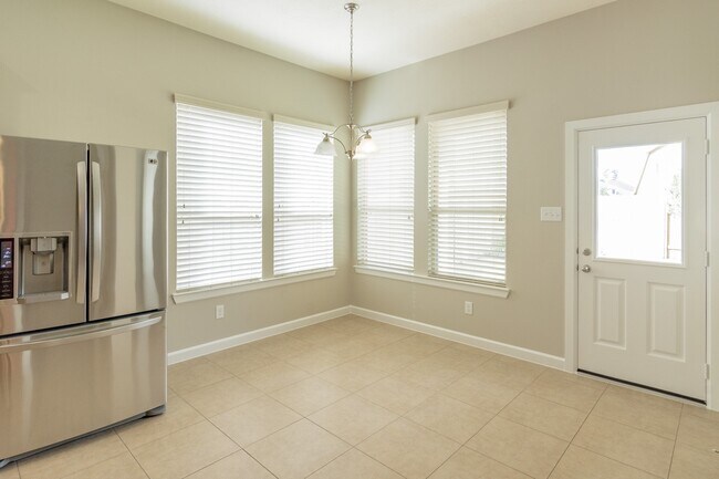 Building Photo - 3407 Sunlight Hill Ln