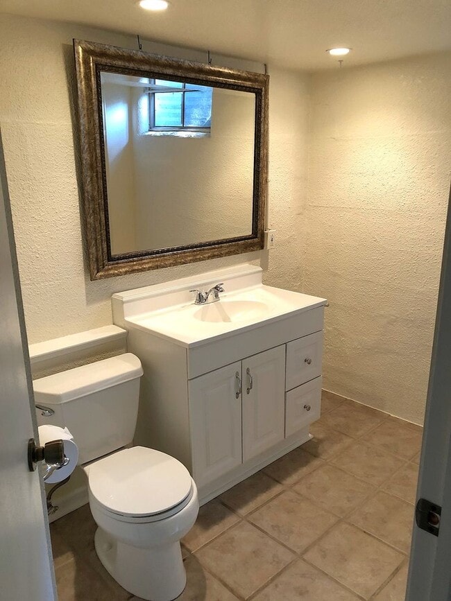 Building Photo - Move-In Ready!! 4 Bed, 2 Bath - LAWN CARE ...