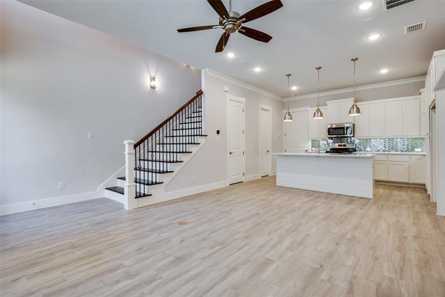 Building Photo - 232 Crockett St