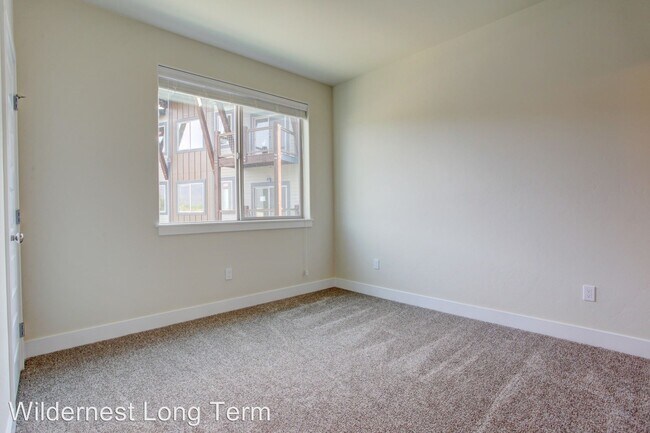 Building Photo - 384 Dillon Ridge Rd