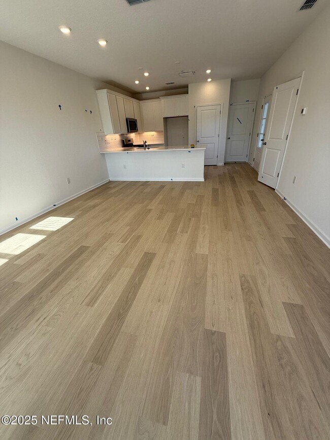 Building Photo - 173 Wood Breeze Wy