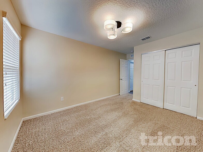 Building Photo - 8751 Barco Ln