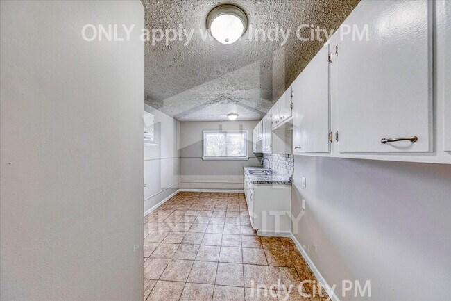 Building Photo - 2416 Morning Star Dr