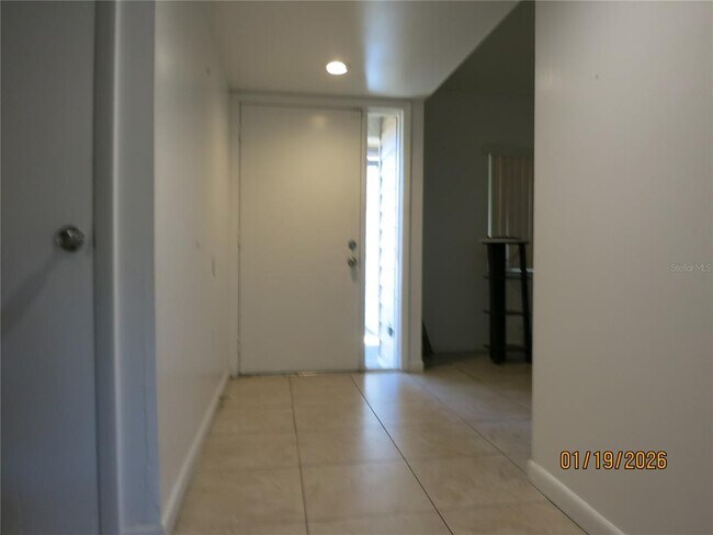 Building Photo - 8304 N Gomez Ave