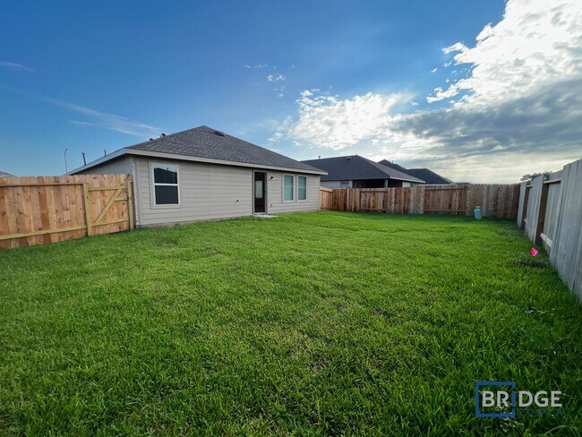 Building Photo - 3315 Aster Mdw Wy