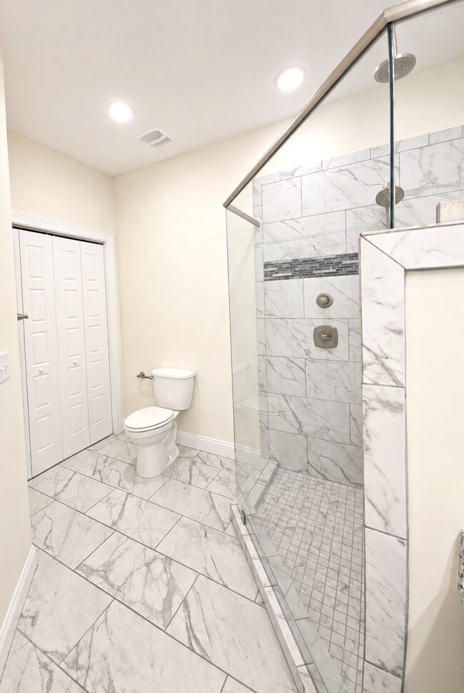 Building Photo - 949 Jackline Pl