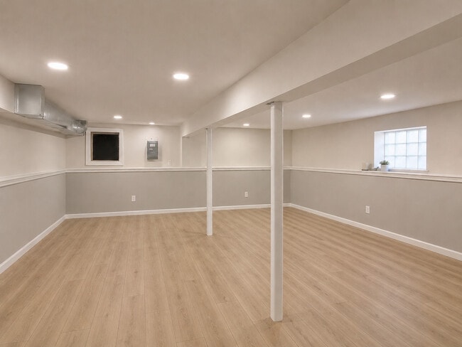 Building Photo - 3914 N Mozart St