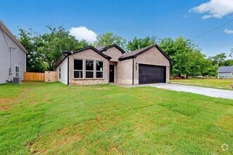Building Photo - 415 Martin Luther King Jr Dr