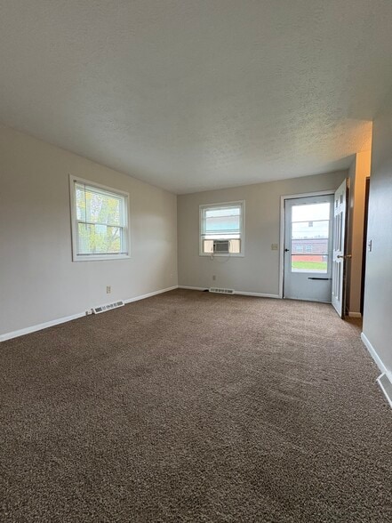 Building Photo - 310 Beechwood St