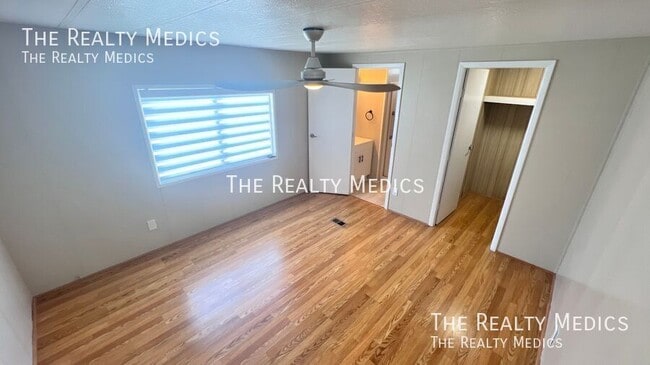 Building Photo - 5629 Wilson Dr