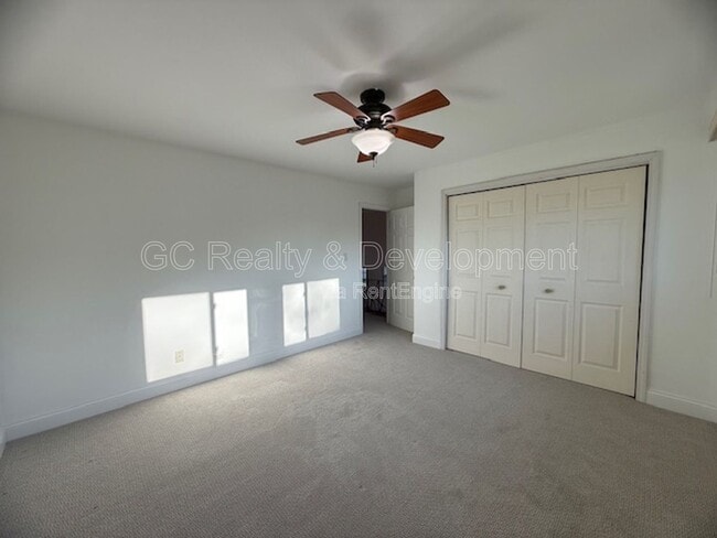 Building Photo - 2N278 Prairie Ave