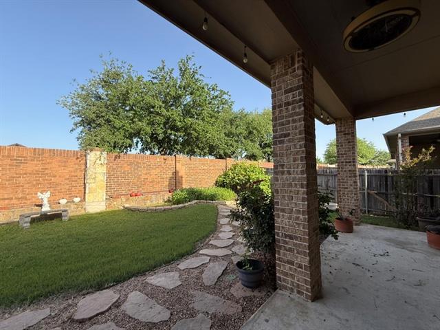 Building Photo - 909 Mangrove Dr