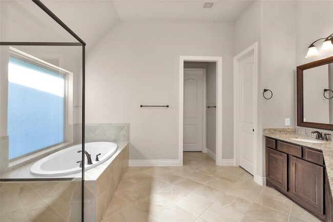Building Photo - 17339 Camillia Trails