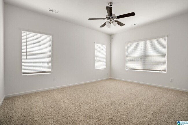 Building Photo - 2052 Gadwall Dr