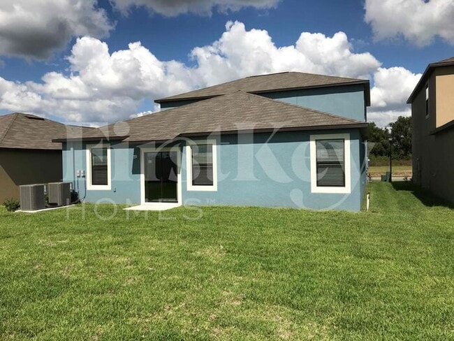 Building Photo - 9652 Sage Creek Dr