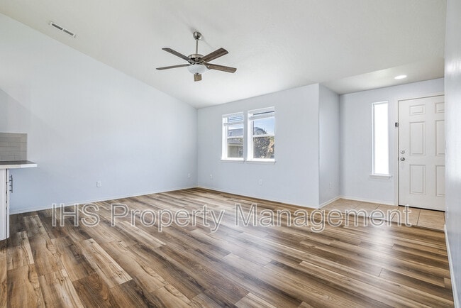 Building Photo - 9340 W 9th Pl
