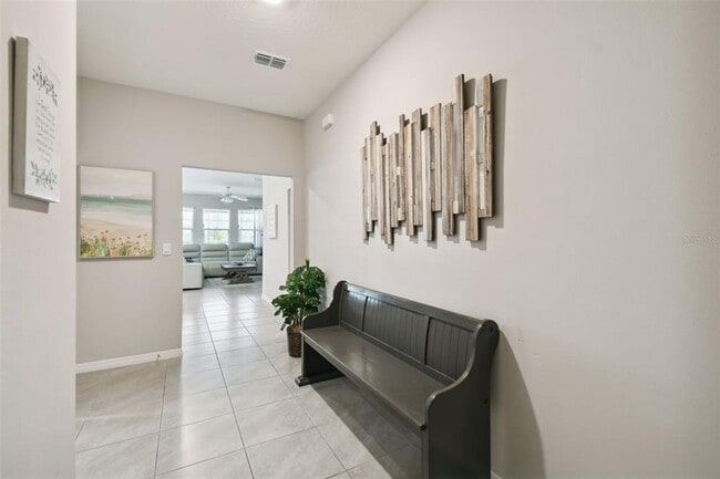 Building Photo - 7704 Oakmoss Loop