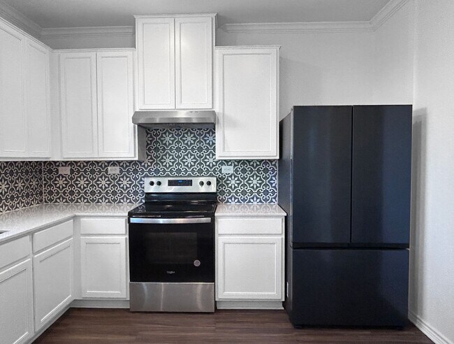 Building Photo - Comfy Converse Home—Stylish Upgrades, Great Layout