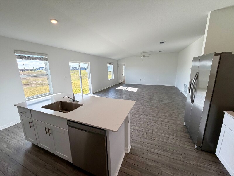 Building Photo - 4212 SW 82nd Ln