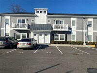 Building Photo - 515 Jackson Ave